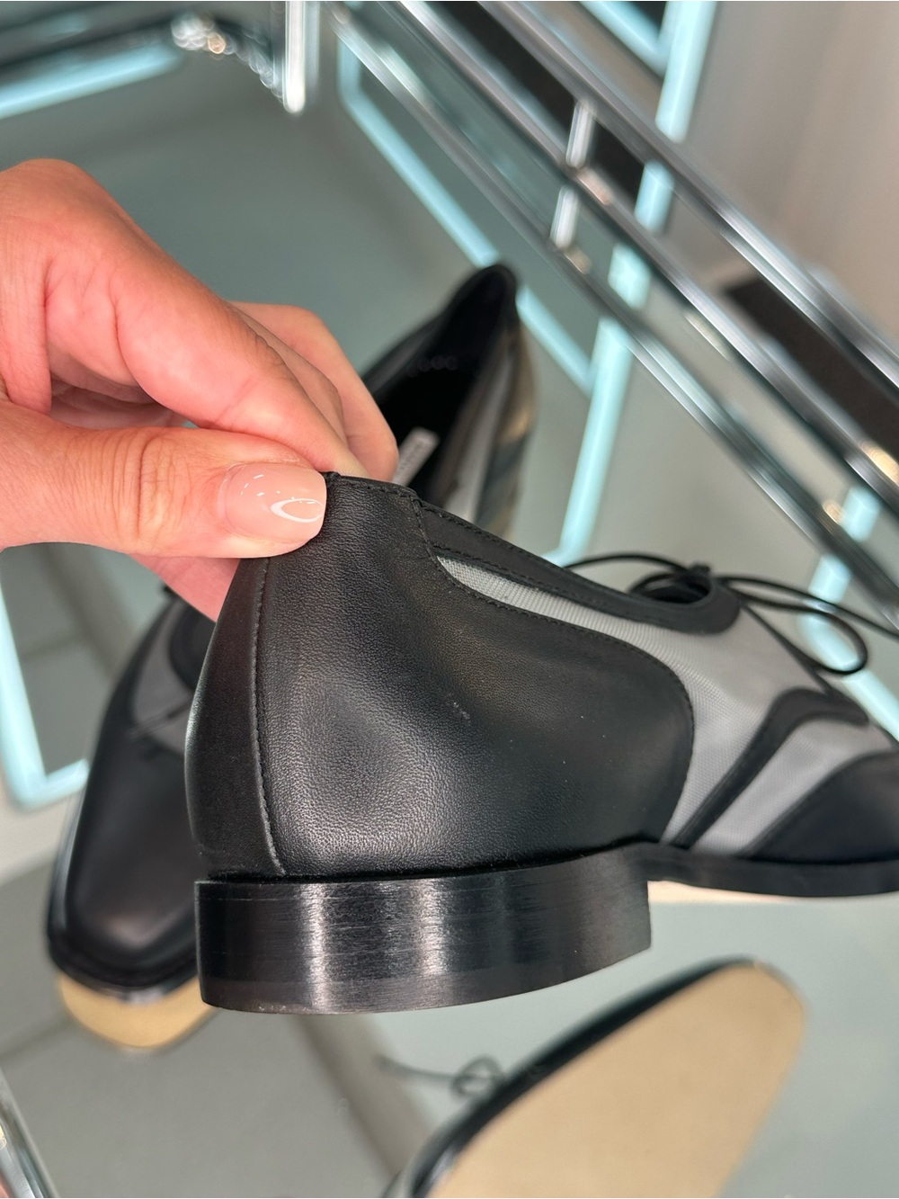 Manolo Blahnik Oxford - Picture 7 of 13